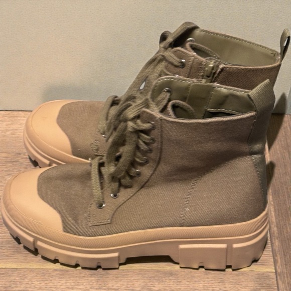 No Boundaries NoBo Combat Boots Women’s Size 8 Lace Up Zip Chunky Sole - Picture 3 of 7